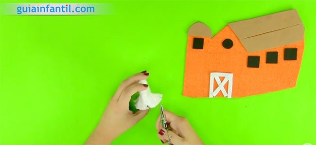 Móvil decorativo de granja con animales. Paso 3