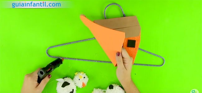 Móvil decorativo de granja con animales. Paso 5