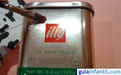 Manualidad portalápices. Paso 3.