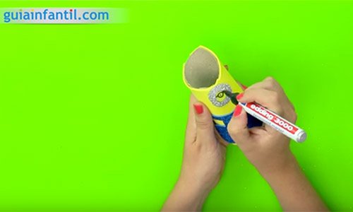 Portalápices de Minions. Paso 3 Portalápices de Minions. Paso 3