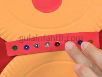 Cómo hacer un reno de reciclaje. Paso 5