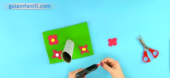 Juego de lanzar el aro. Paso 2 Juego de lanzar el aro. Paso 2