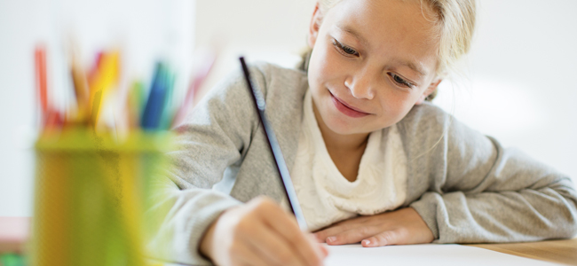mesa de estudio del niño