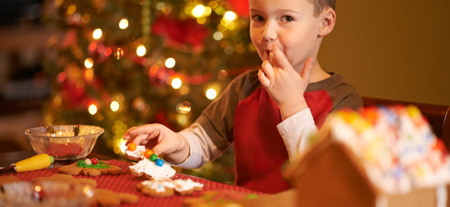 Controlar el exceso de los niños con los dulces navideños