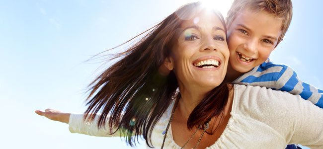 Compatibilidad de las madres Acuario con sus hijos según su signo