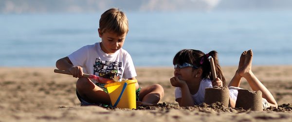 Torroella de Montgrí-l’Estartit con los niños Torroella de Montgrí-l’Estartit con los niños