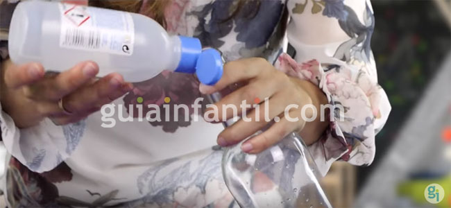 Crear una nube en una botella Crear una nube en una botella