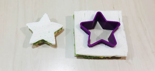 Árbol de Navidad con pan de molde. Paso 4