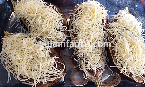 Berenjenas rellenas de carne. Paso 6