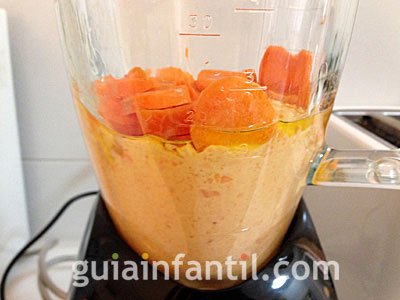 Bizcocho casero de zanahoria. Paso 2 Bizcocho casero de zanahoria. Paso 2