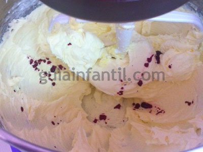 Receta buttercream casero. Paso 3. Receta buttercream casero. Paso 3.