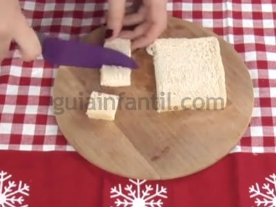 Canapé con forma de regalo navideño. Paso 1 Canapé con forma de regalo navideño. Paso 1