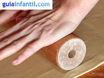 Croissants rellenos para niños. Paso 1 Croissants rellenos para niños. Paso 1