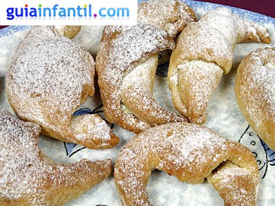 Croissants rellenos para niños. Paso 4 Croissants rellenos para niños. Paso 4