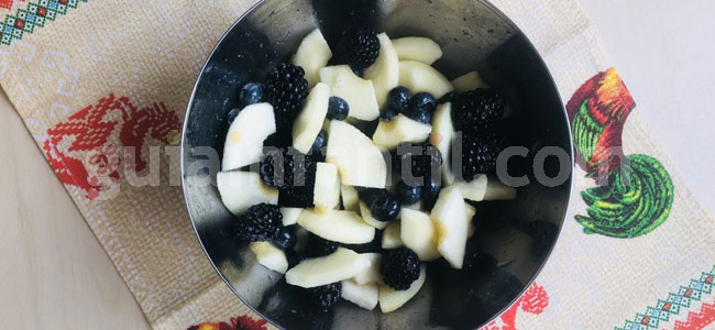 Crumble de frutas para niños. Paso 1