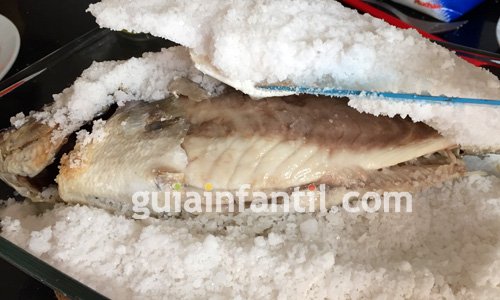 Receta de dorada a la sal. Paso 4 Receta de dorada a la sal. Paso 4