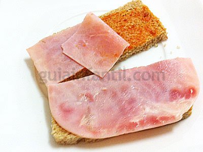 Canapés momias para Halloween 3