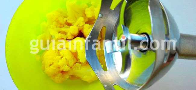 Pasta de huevo a la crema de coliflor. Paso 2