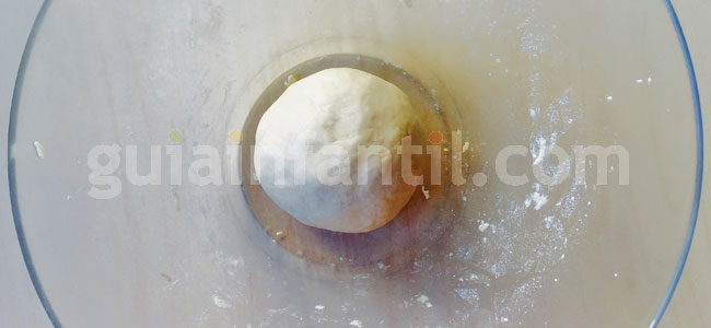 Pizza con forma de árbol de Navidad. Paso 1 Pizza con forma de árbol de Navidad. Paso 1