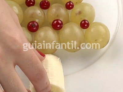 Árbol de uvas. Paso 3 Árbol de uvas. Paso 3