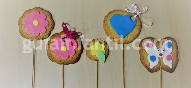 Receta de ramo de flores de galleta. Paso 4 Receta de ramo de flores de galleta. Paso 4
