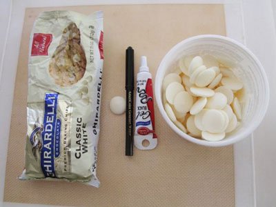 Fantasmas salados de Halloween. Paso 1