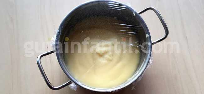 Receta tarta cementerio para Halloween. Paso 1 Receta tarta cementerio para Halloween. Paso 1