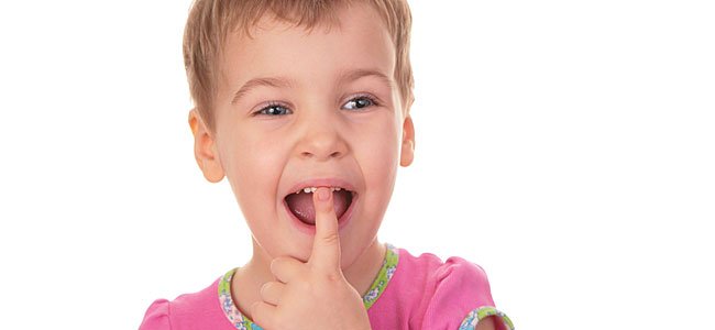 Rotura de los dientes de los niños Rotura de los dientes de los niños