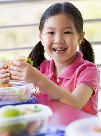 Niños indefensos ante la crisis Niños indefensos ante la crisis