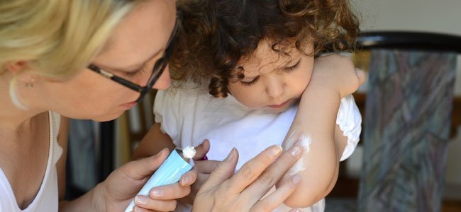 Cómo usar los antisépticos para los niños
