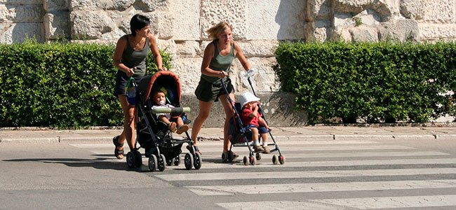 Seguridad vial con los carritos del bebé