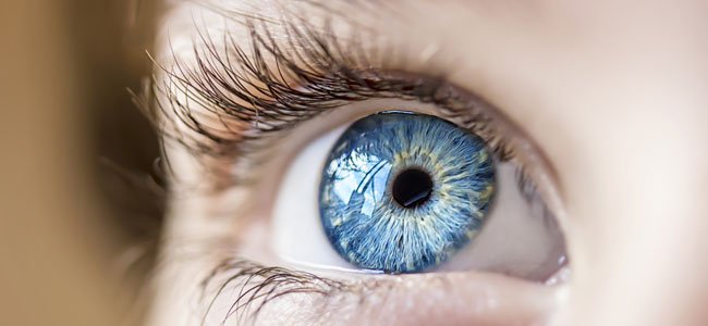 El retinoblastoma en los niños Ojo grande azul