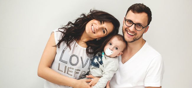 Enfermedades que se heredan Padres con bebé